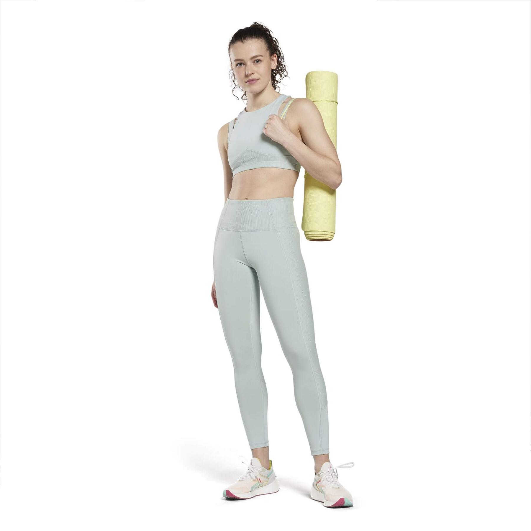 product/r/e/reebok_hn9488_4_apparel_on_model_side_view_white.jpg