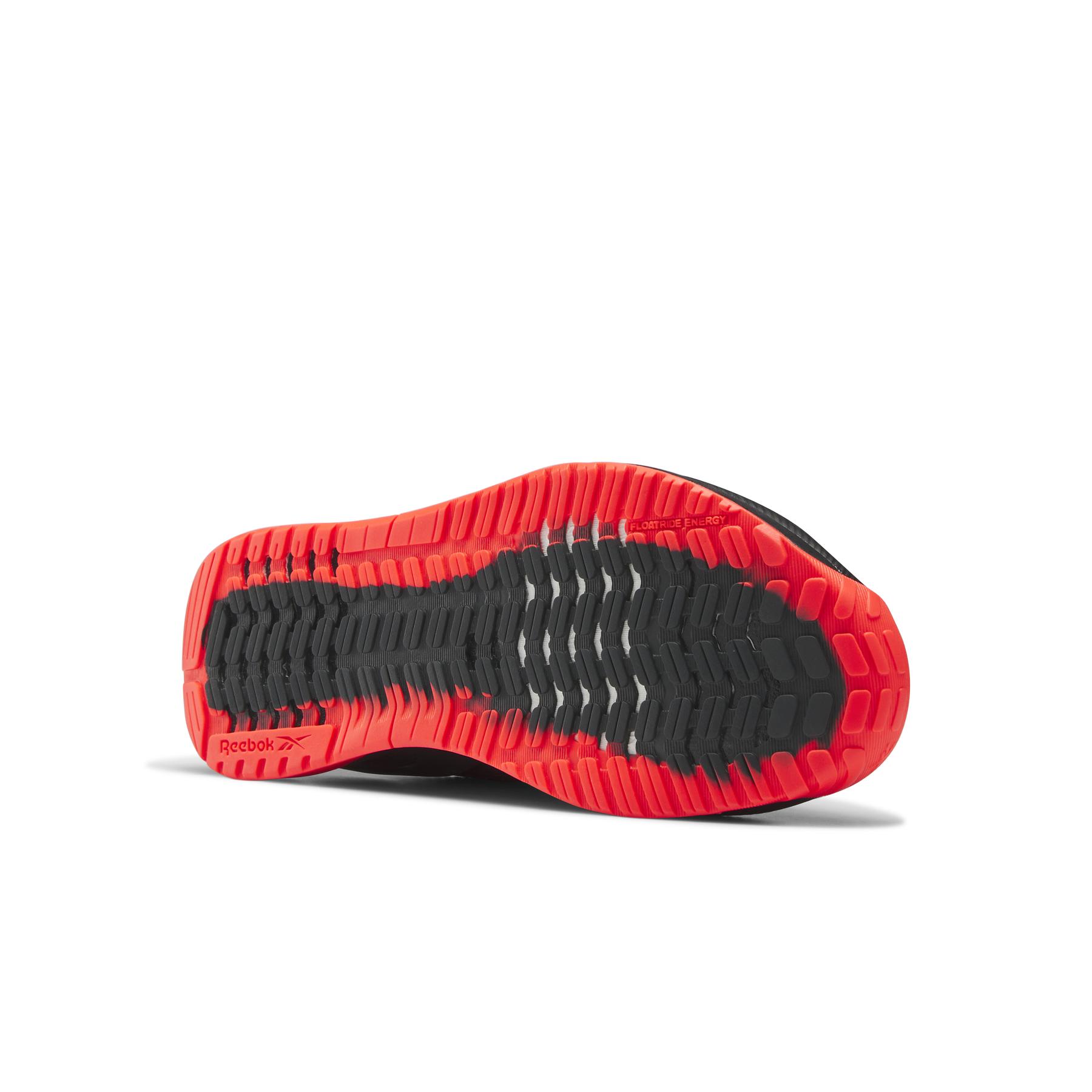 product/r/e/reebok_id6749_3_footwear_photography_bottom_view_white_000.jpg