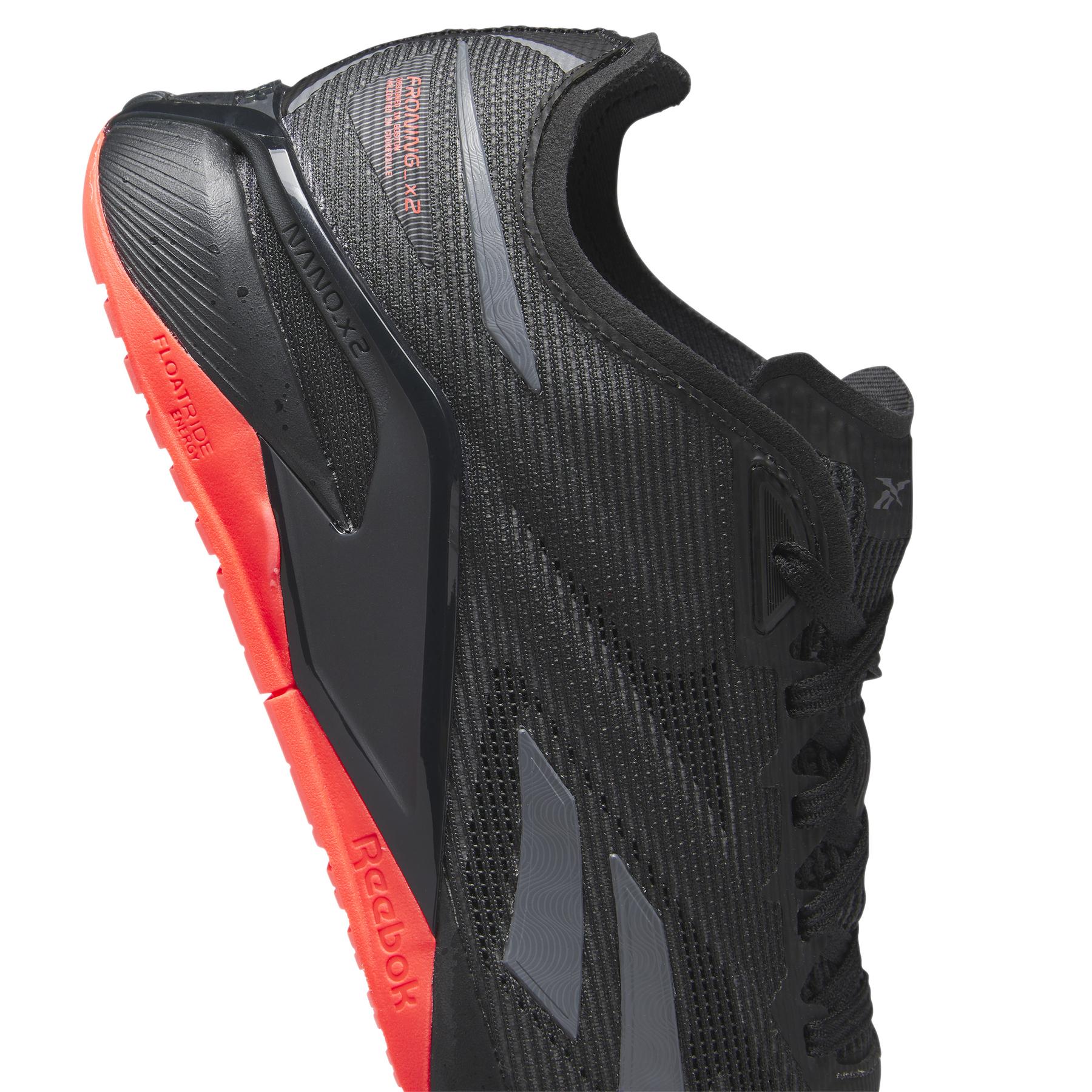 product/r/e/reebok_id6749_7_footwear_photography_detail_view_1_white_000.jpg
