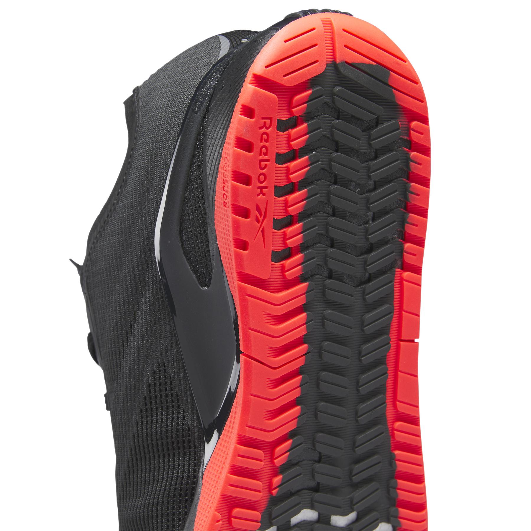 product/r/e/reebok_id6749_8_footwear_photography_detail_view_2_white_000.jpg