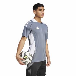 product/2/0/2025_09_adidas_iv6969_7_apparel_on_model_walking_view_white.jpg