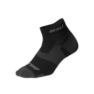 ua5047e-blk-ttm-chaussettes-1-4-2xu-vectr-light-cush-black-titanium