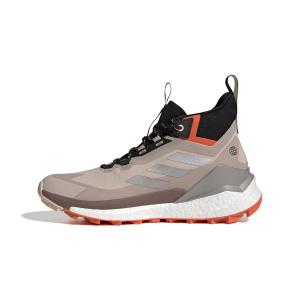 product/a/d/adidas_hq8384_5_footwear_photography_side_medial_center_view_white.jpg