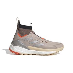 product/a/d/adidas_hq8397_1_footwear_photography_side_lateral_center_view_white_000.jpg