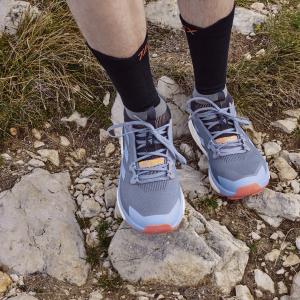 product/a/d/adidas_hq8398_16_footwear_photography_heromrktng_view_4_white_000.jpg