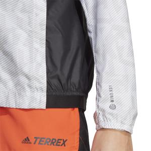 product/a/d/adidas_hz1319_9_apparel_on_model_detail_view_3_white-nw032724.jpg