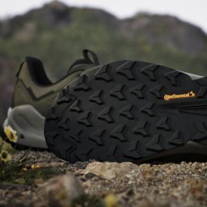 product/a/d/adidas_id0887_22_footwear_photography_heromrktng_view_11-nw091625.jpg