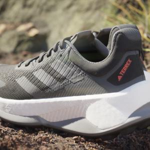 product/a/d/adidas_ie8456_24_footwear_photography_heromrktng_view_10.jpg