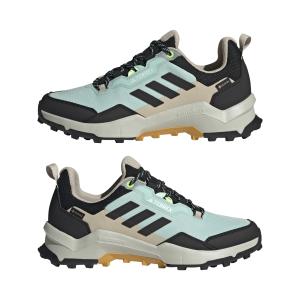 product/a/d/adidas_if4861_12_footwear_photography_mirrored_pair_view_white-nw091625.jpg