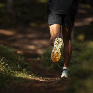 product/a/d/adidas_if5004_24_footwear_photography_highlight_view_3-nw091625.jpg
