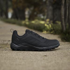product/a/d/adidas_if5029_18_footwear_photography_heromrktng_view_3-nw110824.jpg