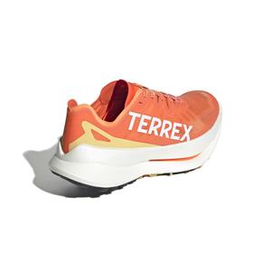 product/a/d/adidas_if6594_7_footwear_photography_back_lateral_top_view_white.jpg