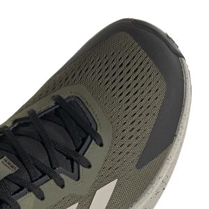 product/a/d/adidas_ig8923_8_footwear_photography_detail_view_1_white.jpg