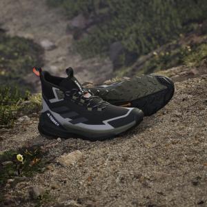 product/a/d/adidas_ih3526_21_footwear_photography_heromrktng_view_8-nw091625.jpg