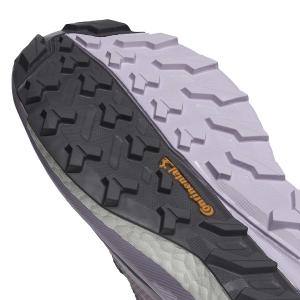 product/a/d/adidas_ih3532_8_footwear_photography_detail_view_1_white-nw091625.jpg