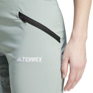 product/a/d/adidas_ij8302_6_apparel_on_model_detail_view_1_white.jpg