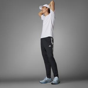 product/a/d/adidas_ik4982_9_apparel_photography_descmrktng_view_1-nw052224.jpg