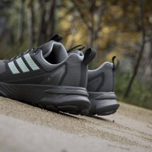 product/a/d/adidas_ji0278_22_footwear_photography_heromrktng_view_10-nw091625.jpg