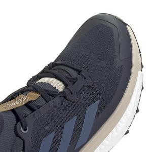 product/a/d/adidas_ji1873_8_footwear_photography_detail_view_1_white-nw091625.jpg