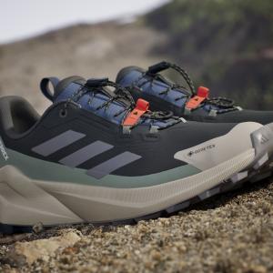 product/a/d/adidas_jp5240_22_footwear_photography_heromrktng_view_9-nw091625.jpg