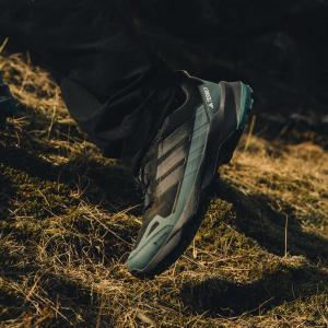 product/a/d/adidas_jq2209_15_footwear_photography_heromrktng_view_3-nw091625.jpg