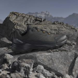 product/a/d/adidas_jq2213_16_footwear_photography_heromrktng_view_3-nw091625.jpg