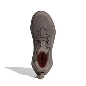 product/a/d/adidas_jq9947_3_footwear_photography_top_portrait_view_white-nw091625.jpg