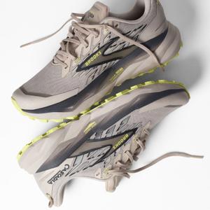 product/b/r/brooks_110457-232_chateau-ebony-sunny-lime_2.jpg