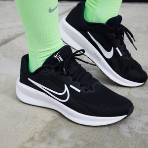 product/n/i/nike_fd6476-001-phsym001.jpg