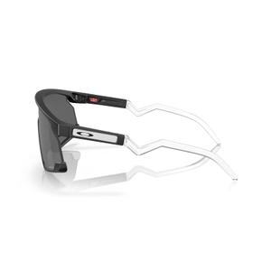 product/o/a/oakley_8009182010_noir_3.jpg