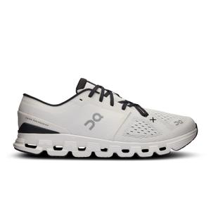 3me30040791-chaussures-de-cross-training-on-running-cloud-x-4-ivory-black