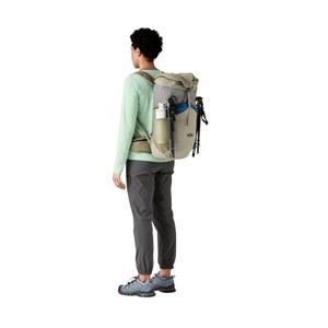 product/p/a/patagonia_48911-rvgn_river-rock-green_3.jpg