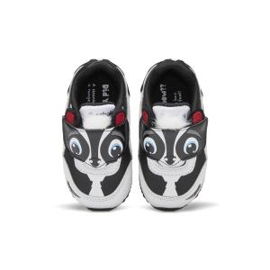 product/r/e/reebok_gw3766_2_footwear_photography_top_portrait_view_white_000.jpg
