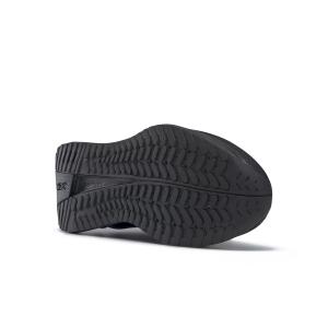 product/r/e/reebok_h68931_3_footwear_photography_bottom_view_white_000.jpg