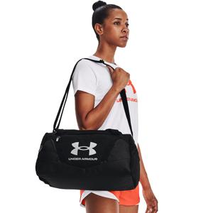 product/u/n/under-armour_1369221-001_0.jpg